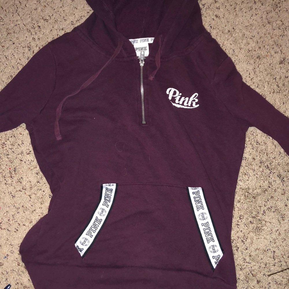 Vs pink Quarter zip